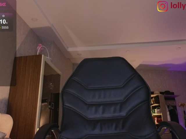 lolly-red- live cam on BongaCams