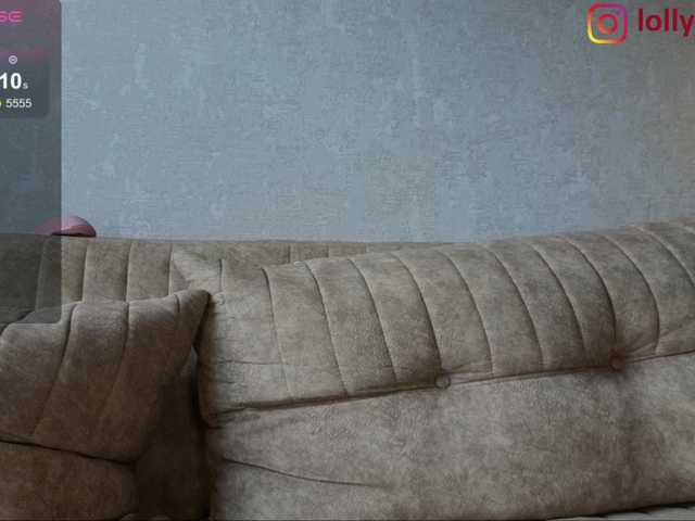  lolly-red- chat room