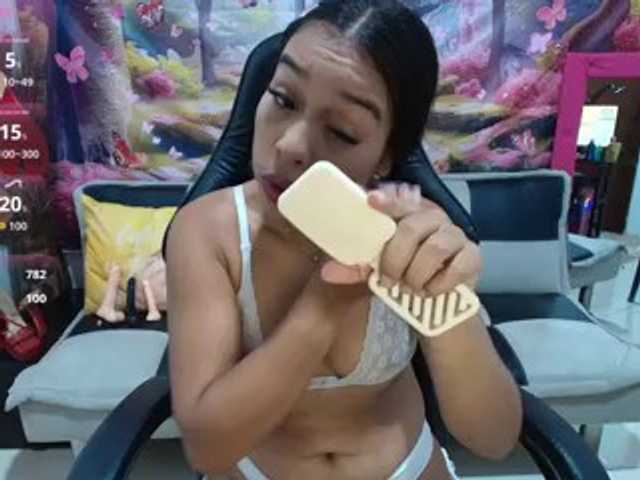 aleska20latina