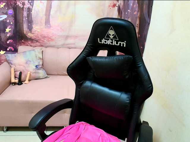 aleska20latina live cam on BongaCams