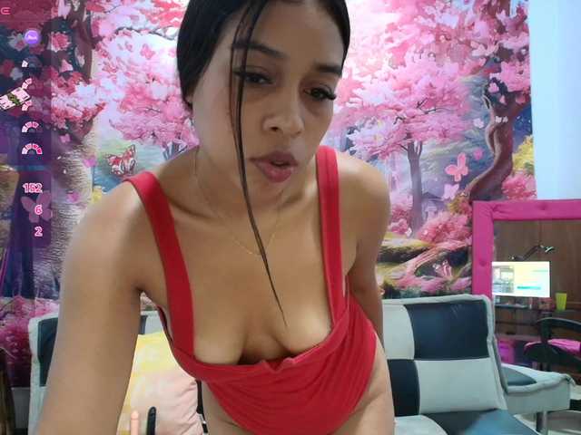 aleska20latina live cam on BongaCams