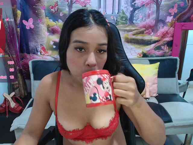 aleska20latina aleska20latina