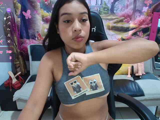 aleska20latina aleska20latina