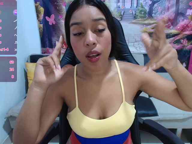 aleska20latina webcam