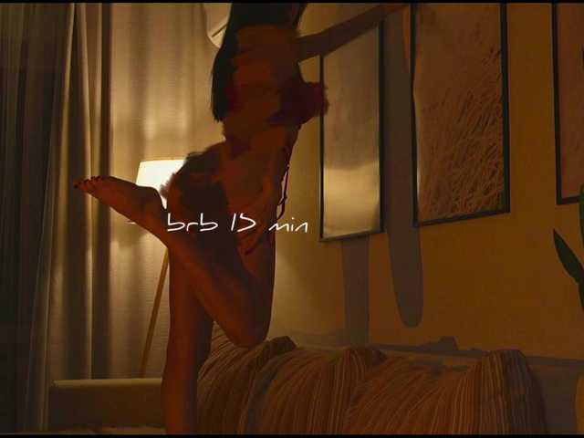 xxx-Molly