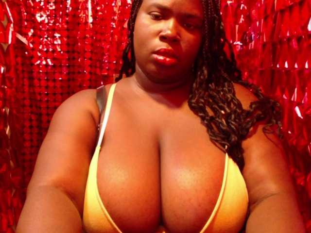 Samara28 live cam on BongaCams