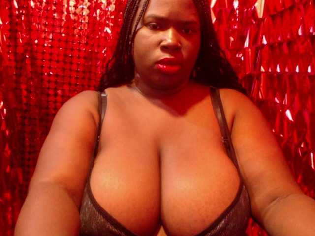 Samara28 live cam on BongaCams