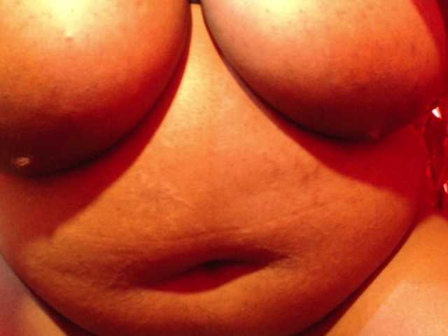Samara28 live cam on BongaCams
