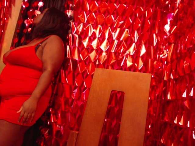Samara28 live cam on BongaCams