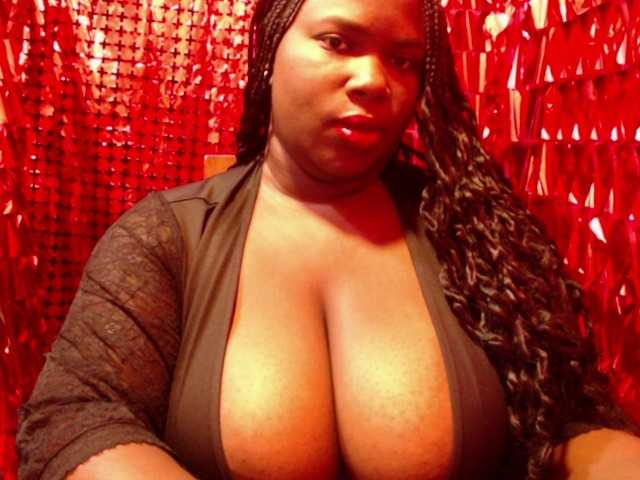Samara28 live cam on BongaCams