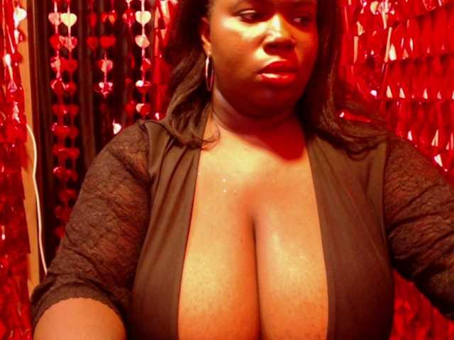 Samara28 live webcam show