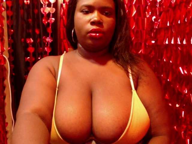 Samara28 live cam on BongaCams