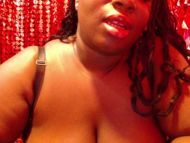 Samara28 live cam on BongaCams