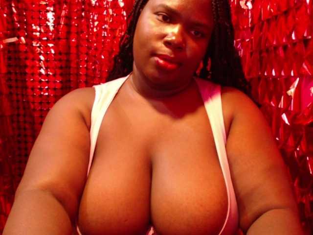 Samara28 live cam on BongaCams