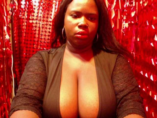 Samara28 live cam on BongaCams