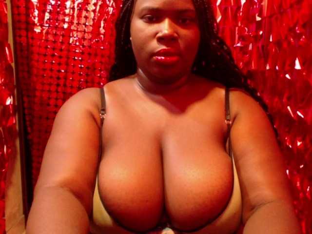 Samara28 live cam on BongaCams