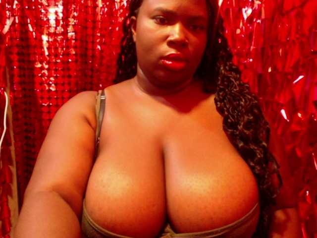 Samara28 live cam on BongaCams