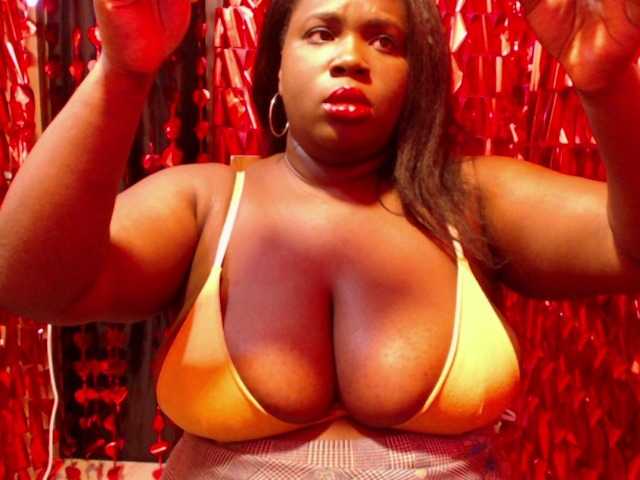 Samara28 live cam on BongaCams