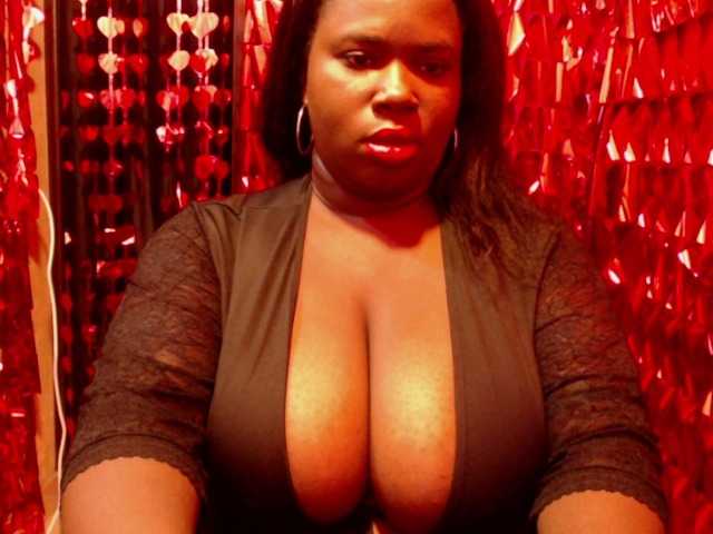 Samara28 live cam on BongaCams