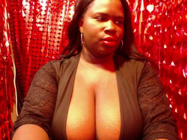 Samara28 live cam on BongaCams