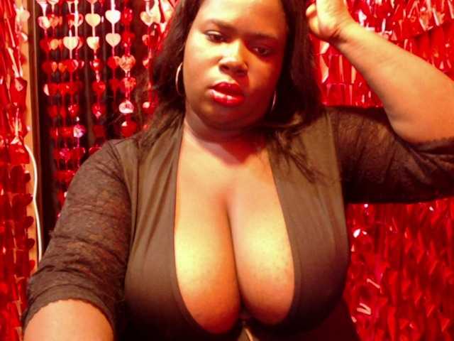 Samara28 live webcam show