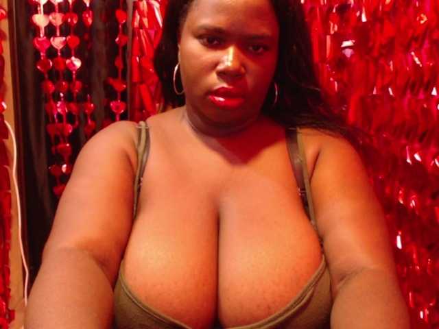 Samara28 live cam on BongaCams