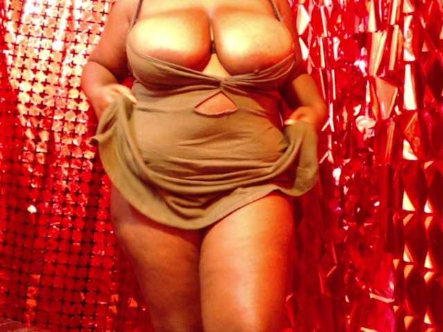 Samara28 live cam on BongaCams