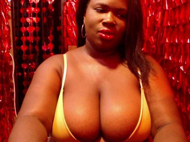 Samara28 live cam on BongaCams