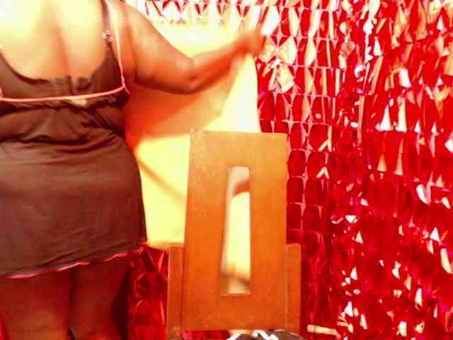 Samara28's cam show statistics and live stream