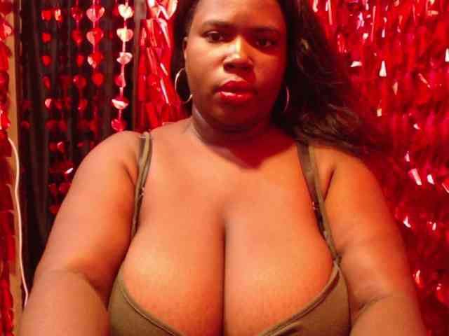 Samara28 Live Webcam on BongaCams