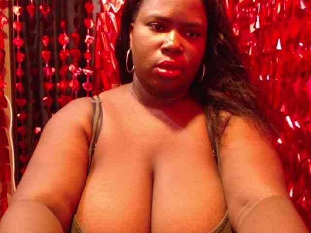 Samara28 Live Webcam on BongaCams