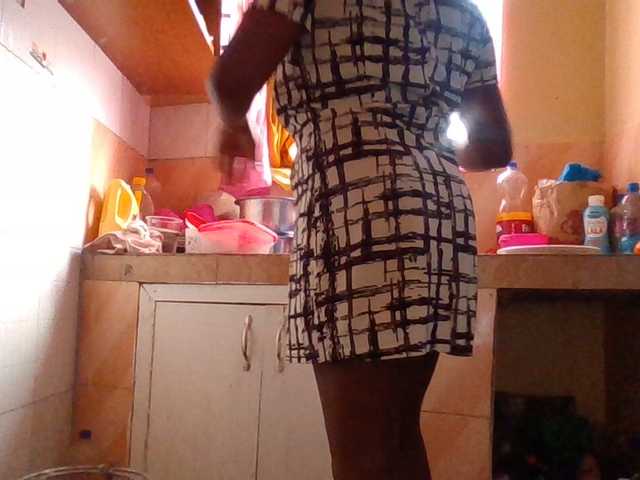 quqi live cam on BongaCams