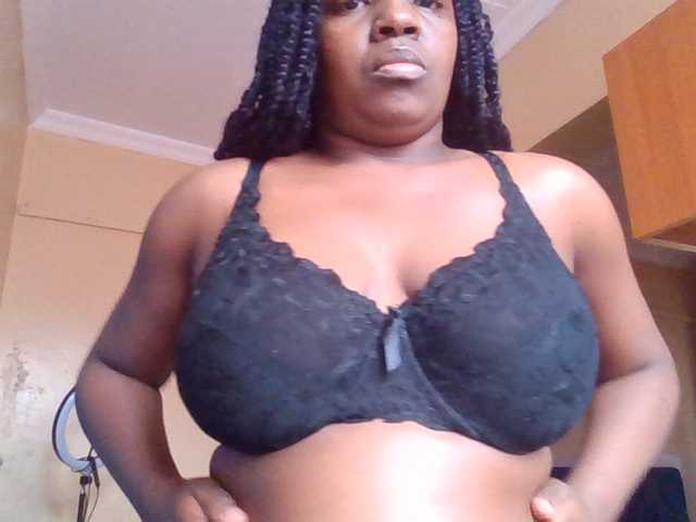 quqi live cam on BongaCams