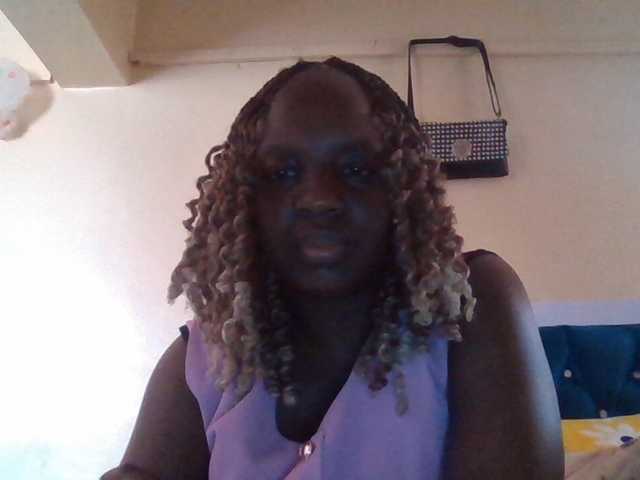 quqi live cam on BongaCams