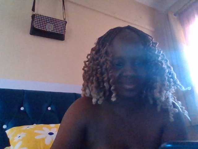 quqi live cam on BongaCams