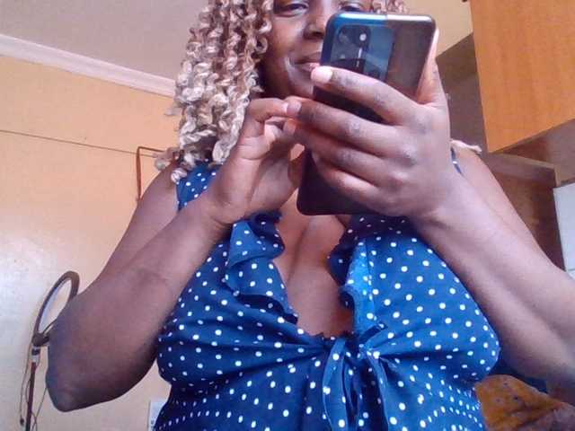 quqi live cam on BongaCams
