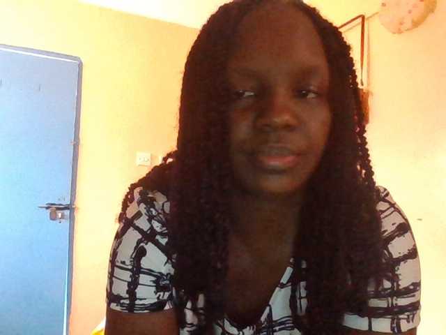 quqi live cam on BongaCams