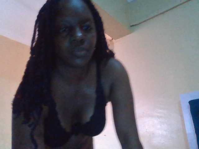 quqi live cam on BongaCams