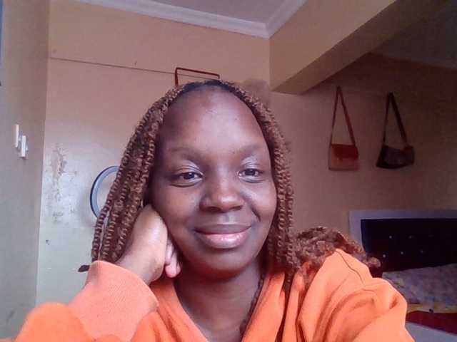 quqi's BongaCams show and profile