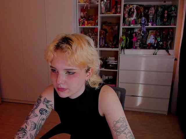 Cool-Love Live Webcam on BongaCams