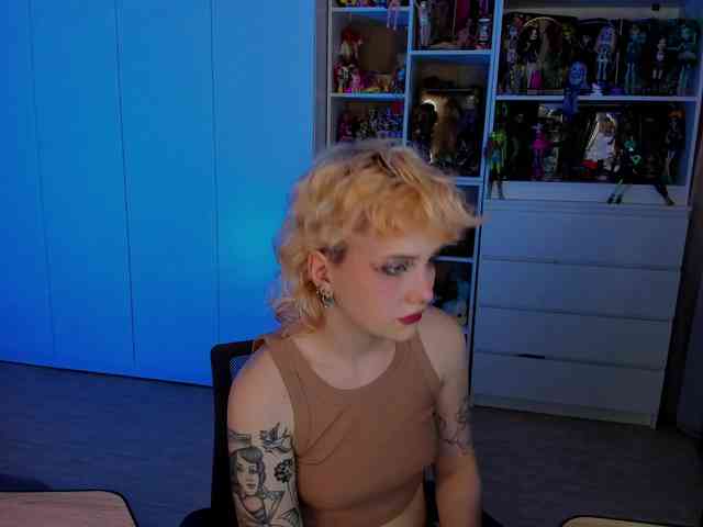 Cool-Love webcam