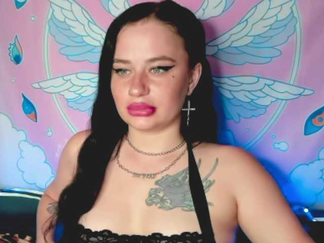 pretttyalice live cam on BongaCams