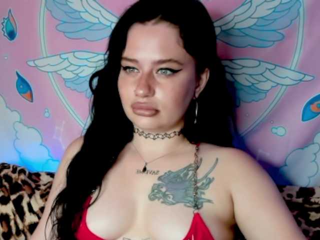 pretttyalice live cam on BongaCams