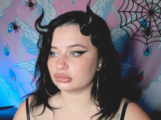 pretttyalice live cam on BongaCams