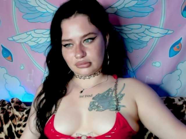 pretttyalice live cam on BongaCams