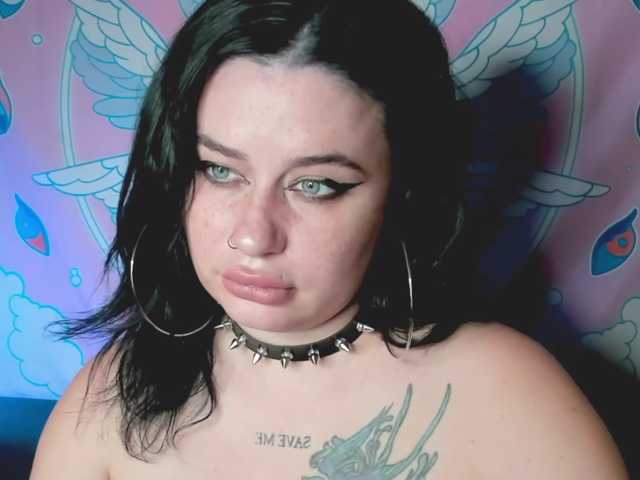 pretttyalice live cam on BongaCams