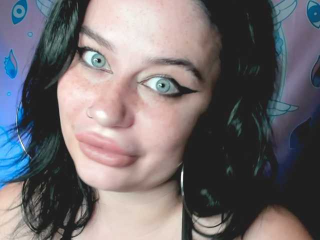 pretttyalice live cam on BongaCams