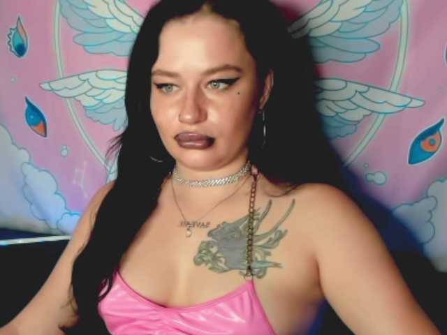 pretttyalice live cam on BongaCams