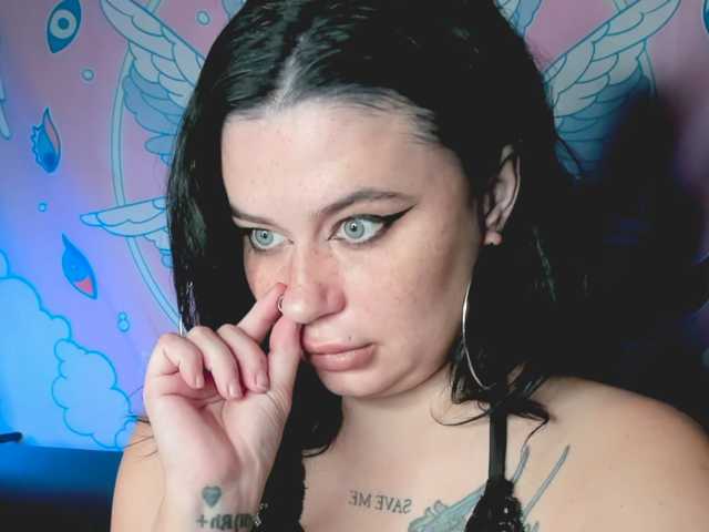 pretttyalice live cam on BongaCams