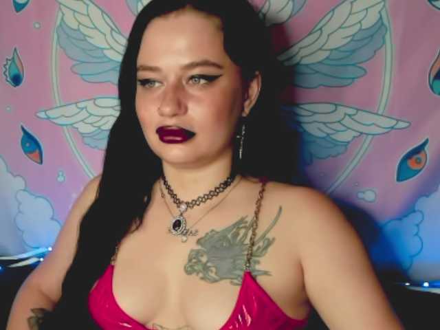 pretttyalice live cam on BongaCams
